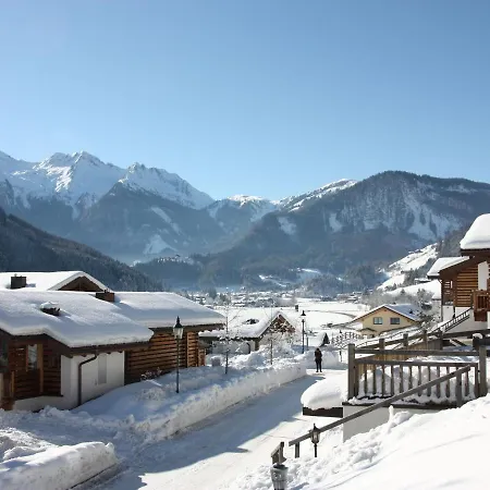 Quiet Chalet With Sauna In Koenigsleiten